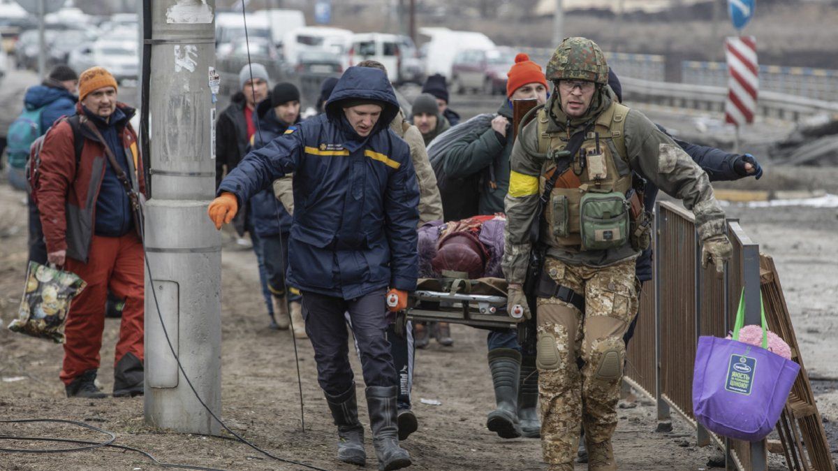 El ataque de Rusia a Ucrania desencadenó una crisis humanitaria y ya tiene más de 500 víctimas civiles, según una estimación de la ONU.