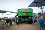 La familia que mueve al agro: el concepto de John Deere y PLA que marcó Agroactiva 2026 La familia que mueve al agro: el concepto de John Deere y PLA que marcó Agroactiva 2026