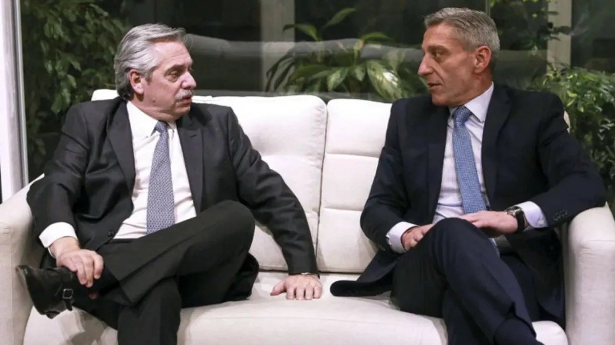 Alberto Fernández apartó al gobernador de Chubut de la comitiva y anticipó su regreso