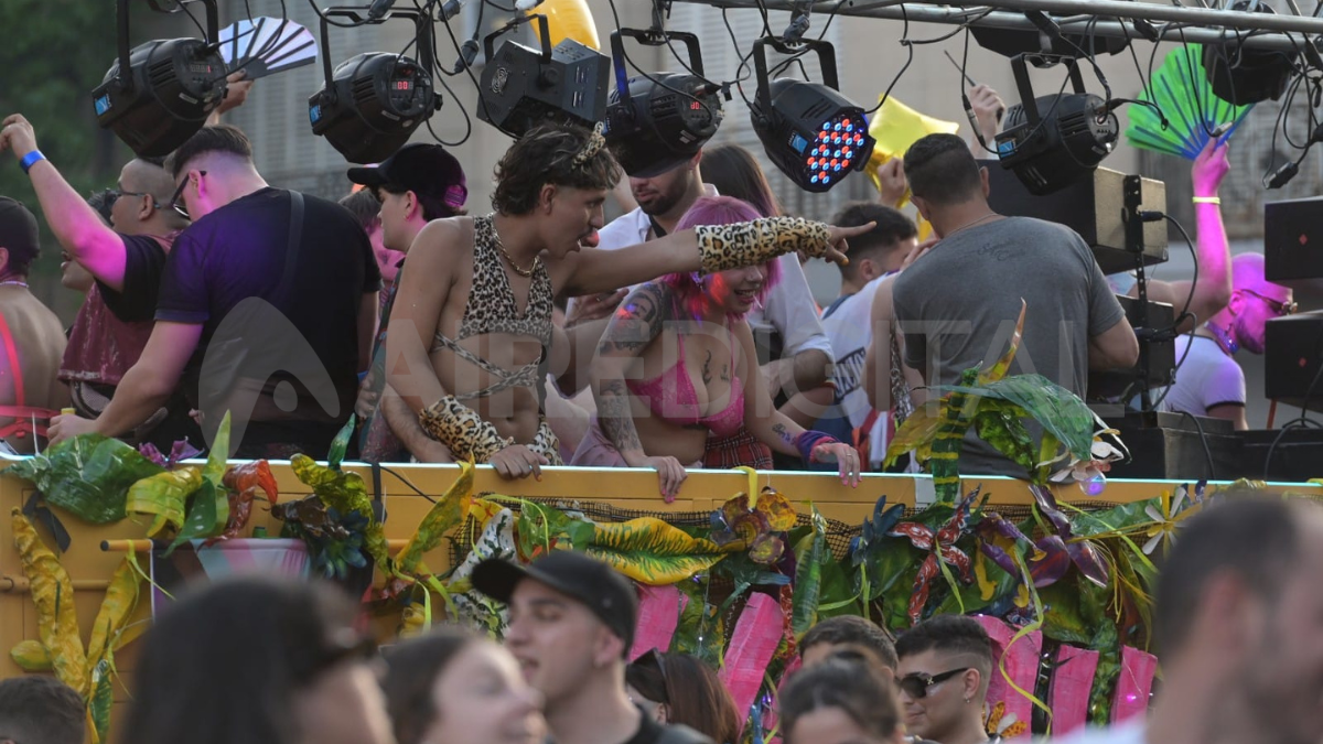 La marcha del Orgullo de Rosario convocó a más de 60.000 personas.