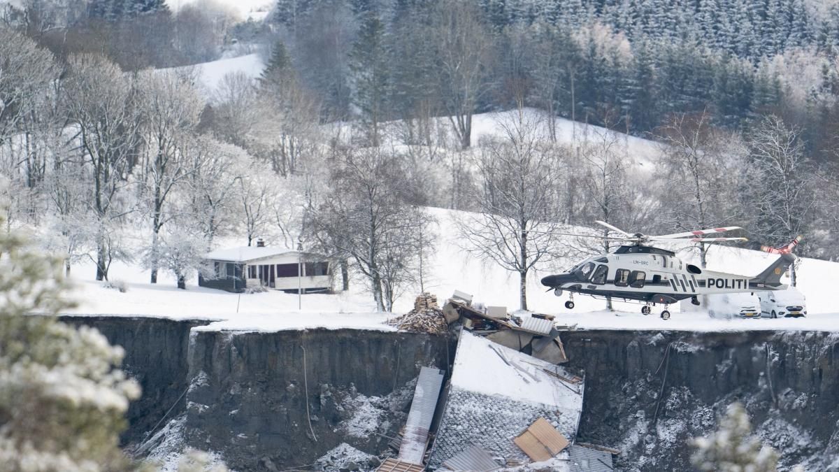 Ya son siete las personas fallecidas tras la avalancha y siguen buscando desaparecidos. 