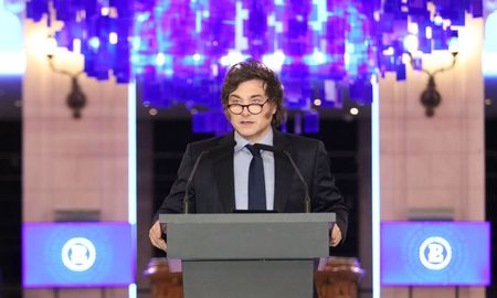 “Este es el inicio de una nueva etapa para enaltecer la figura de nuestros más grandes próceres nacionales”, sostuvo Milei. “Este es el inicio de una nueva etapa para enaltecer la figura de nuestros más grandes próceres nacionales”, sostuvo Milei.