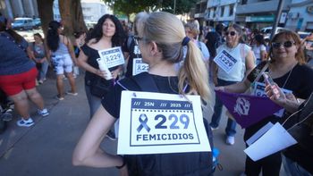 Los femicidios son la expresión más extrema de un viejo problema arraigado en la sociedad: la violencia de género. Los femicidios son la expresión más extrema de un viejo problema arraigado en la sociedad: la violencia de género.