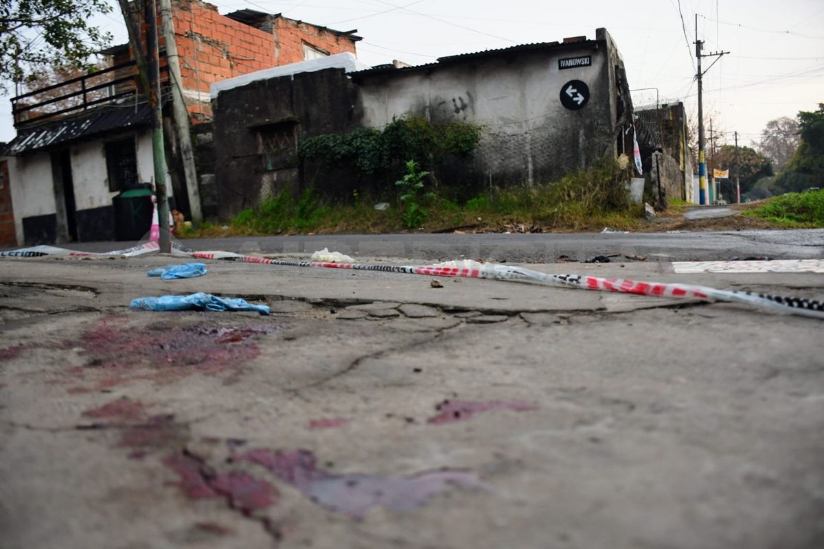 La víctima tenía 32 años y fue atacada con un tiro en el rostro.