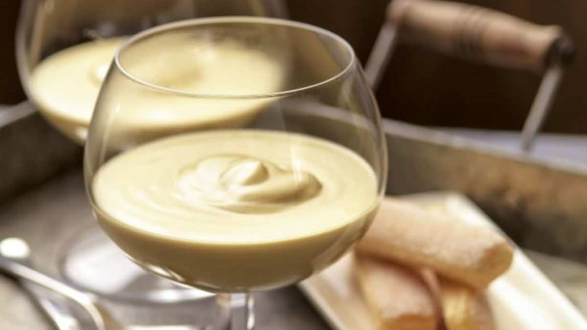 Crema helada de sambayón de Maru Botana. Crema helada de sambayón de Maru Botana.