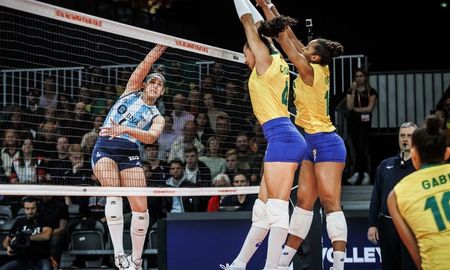 Argentina cayó 3-0 frente a su par brasileño con parciales de 25-19, 25-13 y 25-21.