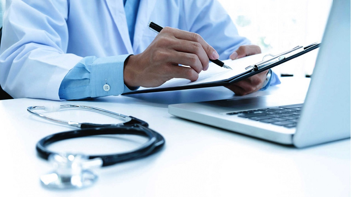 Las prepagas aumentarán otro 20% por el DNU de Javier Milei