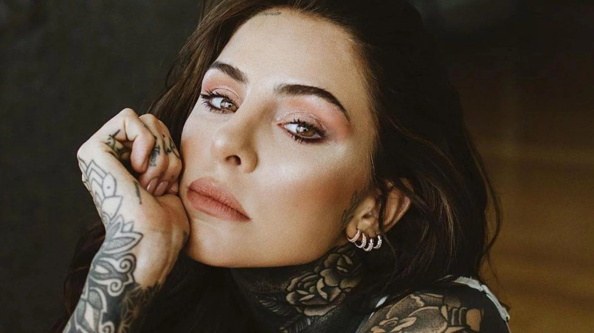 Cande Tinelli se mostró desnuda y calentó las redes