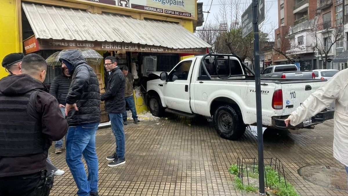 El accidente ocurrió en la esquina de calle Francia y Santiago del Estero.