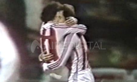 Fernando Husef Alí festeja el segundo gol tatengue en la goleada ante River: Imagen: Video 100 años de verdad - Luis Mino Producciones. Fernando Husef Alí festeja el segundo gol tatengue en la goleada ante River: Imagen: Video 100 años de verdad - Luis Mino Producciones.