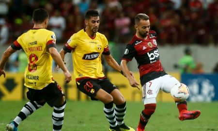 Flamengo visita a Barcelona de Ecuador para sellar su pasaje a la final de la Copa Libertadores. Flamengo visita a Barcelona de Ecuador para sellar su pasaje a la final de la Copa Libertadores.
