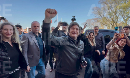 El presidente prevé viajes a diferentes provincias durante la semana para retomar la campaña. El lunes protagoniza un acto en el Movistar Arena. El presidente prevé viajes a diferentes provincias durante la semana para retomar la campaña. El lunes protagoniza un acto en el Movistar Arena.