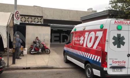 El hecho ocurrió alrededor de las 13.30 de este viernes en inmediaciones de calle Salta al 4600, en barrio Santa Rosa de Lima. El hecho ocurrió alrededor de las 13.30 de este viernes en inmediaciones de calle Salta al 4600, en barrio Santa Rosa de Lima.