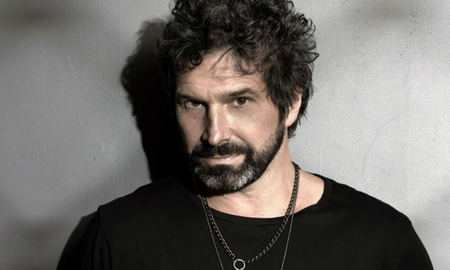 El músico conocido por formar Los caballeros de la quema cumple 54 años. El músico conocido por formar Los caballeros de la quema cumple 54 años.