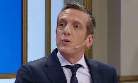 El periodista explicó en La noche de Mirtha por qué decidió no compartir la cama con su esposa. El periodista explicó en La noche de Mirtha por qué decidió no compartir la cama con su esposa.