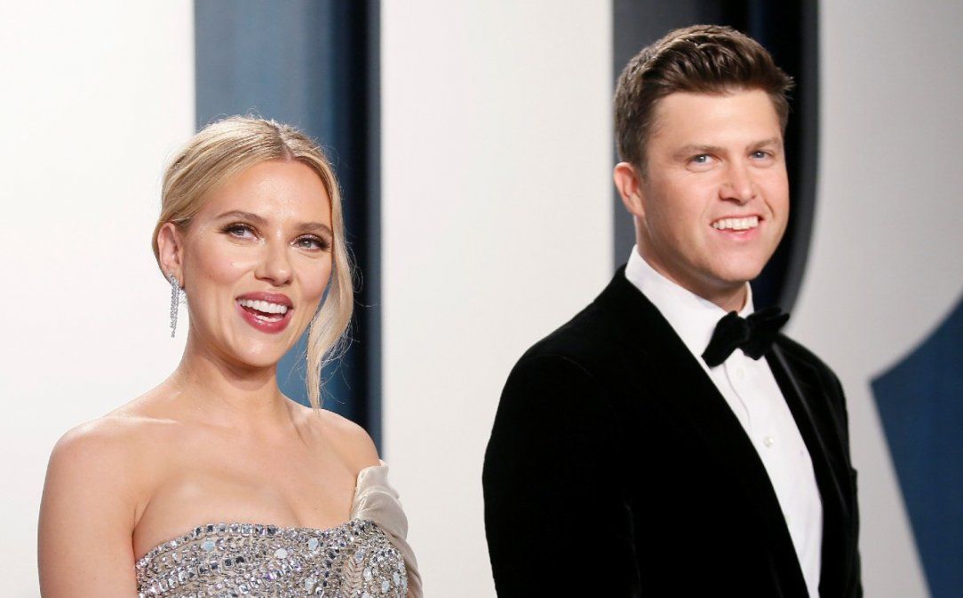 Scarlet Johansson y Colin Jost