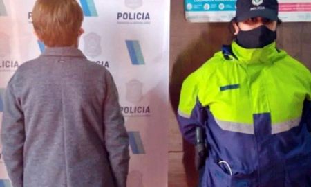 Una mujer de 71 años mató a su vecina de 81 con un palo de amasar para robarle 100 mil pesos Una mujer de 71 años mató a su vecina de 81 con un palo de amasar para robarle 100 mil pesos