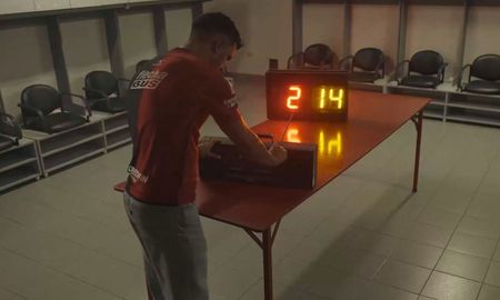Colón presentó de manera oficial al defensor Pier Barrios. En su video se aprecia también el N° 14, que usaba Federico Lértora y que llegaría a Santa Fe la próxima semana. Colón presentó de manera oficial al defensor Pier Barrios. En su video se aprecia también el N° 14, que usaba Federico Lértora y que llegaría a Santa Fe la próxima semana.