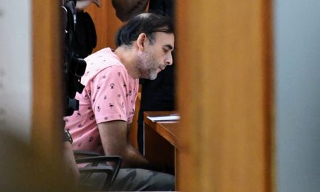 Ariel Cabrera, uno de los acusados de asesinar de un piedrazo en la cabeza a la hincha de Rosario Central, Ivana Garcilazo quedará en prisión preventiva hasta el inicio del juicio. Ariel Cabrera, uno de los acusados de asesinar de un piedrazo en la cabeza a la hincha de Rosario Central, Ivana Garcilazo quedará en prisión preventiva hasta el inicio del juicio.