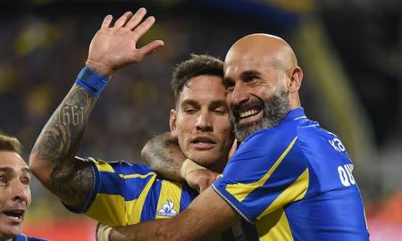 “Sos un fantasma”: el fuerte cruce entre un jugador de Racing y Enzo Copetti tras la eliminación “Sos un fantasma”: el fuerte cruce entre un jugador de Racing y Enzo Copetti tras la eliminación