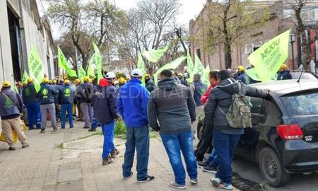 entre despidos y atrasos de pagos: tres conflictos laborales tuvieron hoy sus audiencias pero sin avances entre despidos y atrasos de pagos: tres conflictos laborales tuvieron hoy sus audiencias pero sin avances