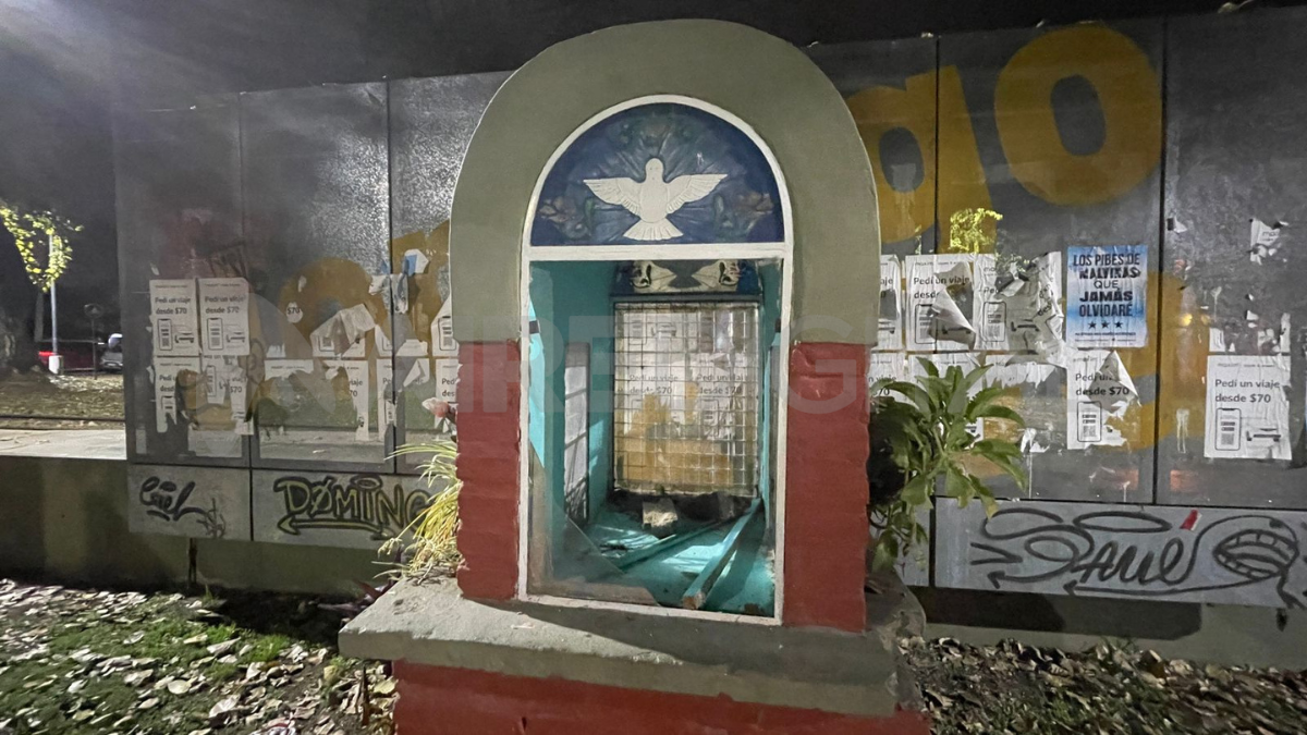 Robaron la imagen de un Virgen en barrio Mariano Comas.