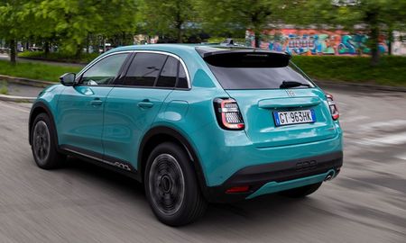El Fiat 600 Hybrid llegó para competir con los SUV más vendidos. El Fiat 600 Hybrid llegó para competir con los SUV más vendidos.