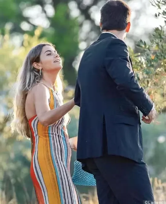 Gerard Piqué asistió a una boda con Clara Chía Marti.