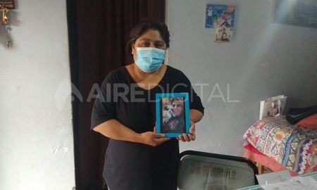 Una familia de la localidad de Recreo denunció este miércoles que por un error entre el hospital Iturraspe y una cochería de Santa Fe, el cuerpo al que se le dio sepultura no se trata de su hijo. Una familia de la localidad de Recreo denunció este miércoles que por un error entre el hospital Iturraspe y una cochería de Santa Fe, el cuerpo al que se le dio sepultura no se trata de su hijo.