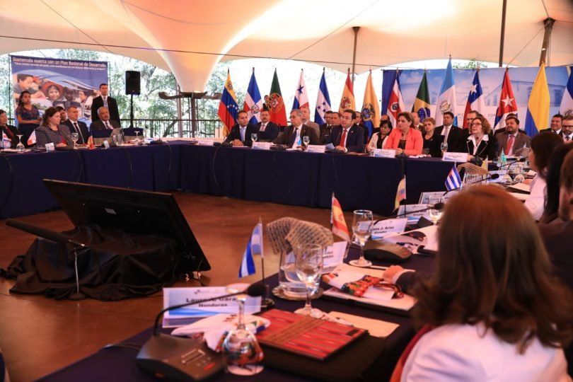 La Cumbre Iberoamericana apunta al “desarrollo sostenible” para 2030