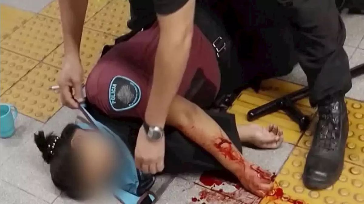 Zalazar murió tras ser gravemente herida de bala en la estación Retiro de la Línea C del Subte por un pasajero que le robó su arma reglamentaria.