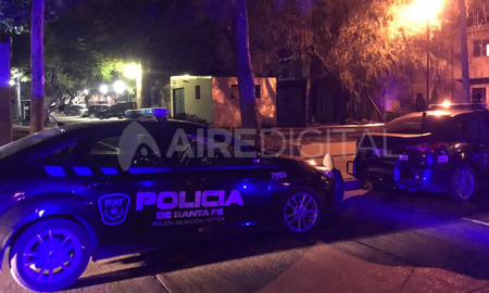 Barrio Nuevo Horizonte: enfrentamiento a tiros entre un delincuente y la policía Barrio Nuevo Horizonte: enfrentamiento a tiros entre un delincuente y la policía