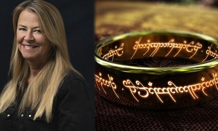 La próxima serie de Amazon Studios trae a las pantallas por primera vez a las heroicas leyendas de la mítica Segunda Era de la historia de la Tierra Media. Este épico drama sucede miles de años antes de los eventos de The Hobbit y The Lord of the Rings de J.R.R. Tolkien. La próxima serie de Amazon Studios trae a las pantallas por primera vez a las heroicas leyendas de la mítica Segunda Era de la historia de la Tierra Media. Este épico drama sucede miles de años antes de los eventos de The Hobbit y The Lord of the Rings de J.R.R. Tolkien.