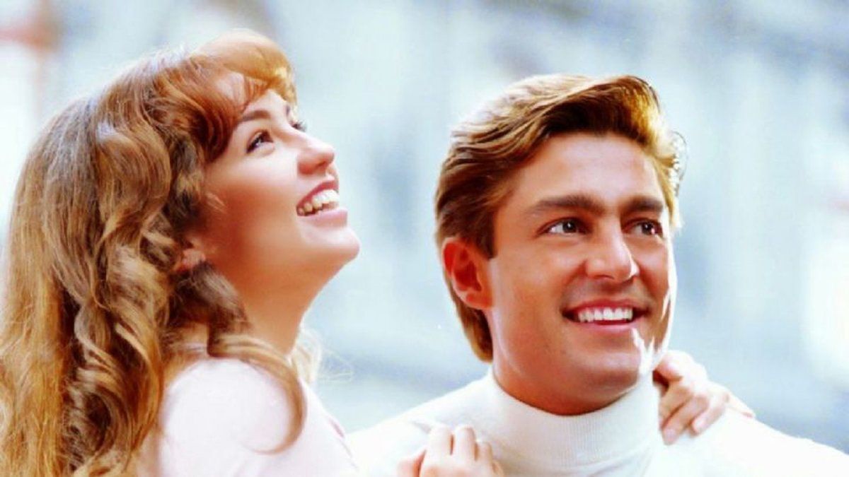 Thal&iacute;a interpret&oacute; a Mar&iacute;a, mientras que Colunga fue Luis Fernando en "Mar&iacute;a la del Barrio".