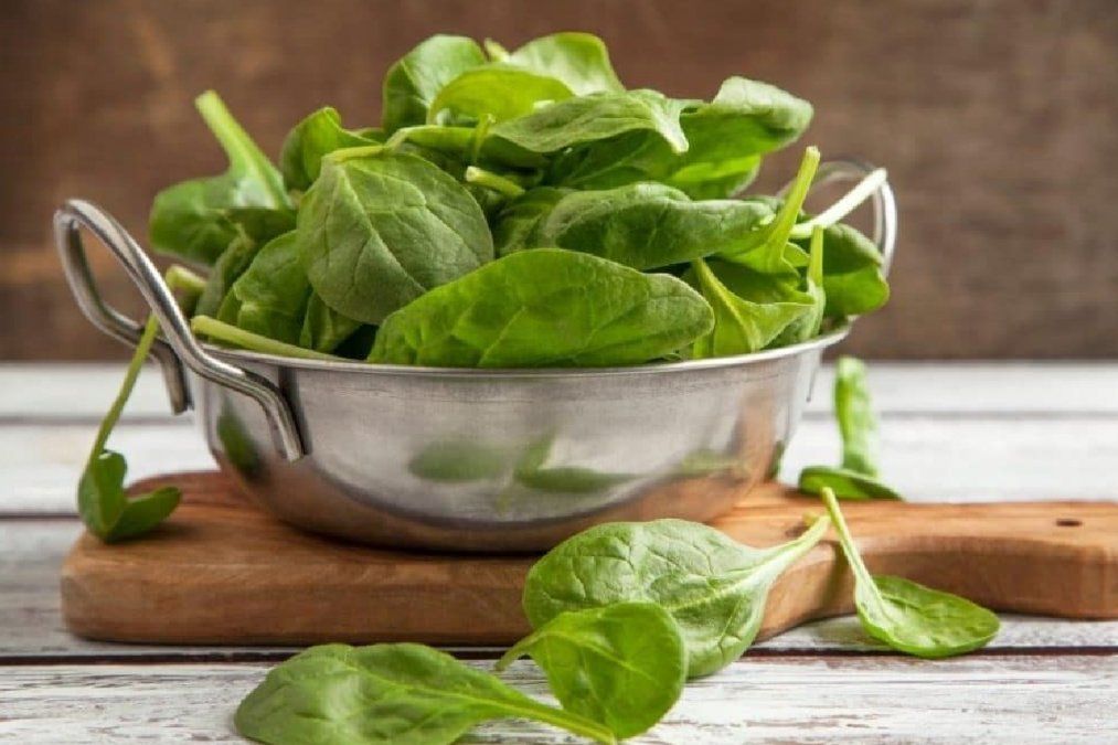 Las espinacas son ricas en vitamina B2