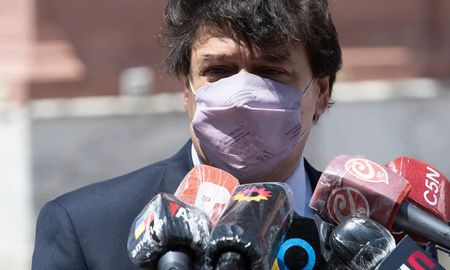 El ministro de Trabajo dijo que la situación esdistinta a la del año pasado, cuando se otorgó el beneficio”. El ministro de Trabajo dijo que la situación esdistinta a la del año pasado, cuando se otorgó el beneficio”.