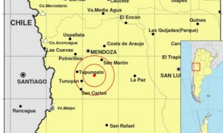 El epicentro fue a 66 kilómetros al sur de Mendoza y 34 kilómetros al sureste de Ugarteche. El epicentro fue a 66 kilómetros al sur de Mendoza y 34 kilómetros al sureste de Ugarteche.