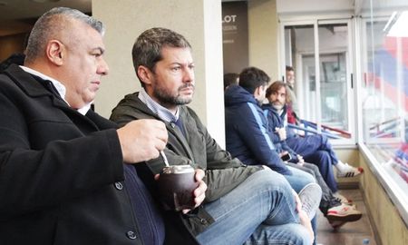 Matías Lammens, ministro de Turismo y Deportes de la Nación, junto a Claudio Tapia, presidente de la AFA. Matías Lammens, ministro de Turismo y Deportes de la Nación, junto a Claudio Tapia, presidente de la AFA.