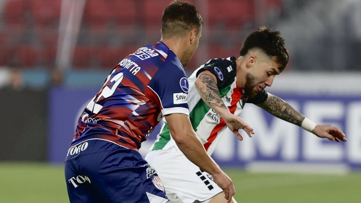 Palestino venció 2 a 0 a Unión en Chile. Así fueron los goles.
