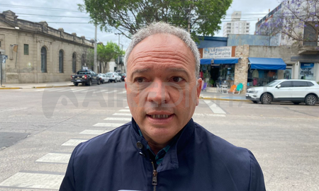 El intendente de Laguna Paiva, Elvio Coterli, vinculó los homicidios con la campaña electoral. El intendente de Laguna Paiva, Elvio Coterli, vinculó los homicidios con la campaña electoral.