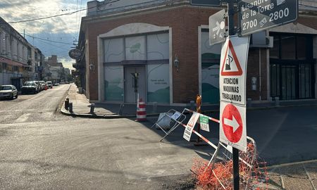 Continúan los cortes de tránsito en el microcentro de Santa Fe por obras de bacheo. Continúan los cortes de tránsito en el microcentro de Santa Fe por obras de bacheo.