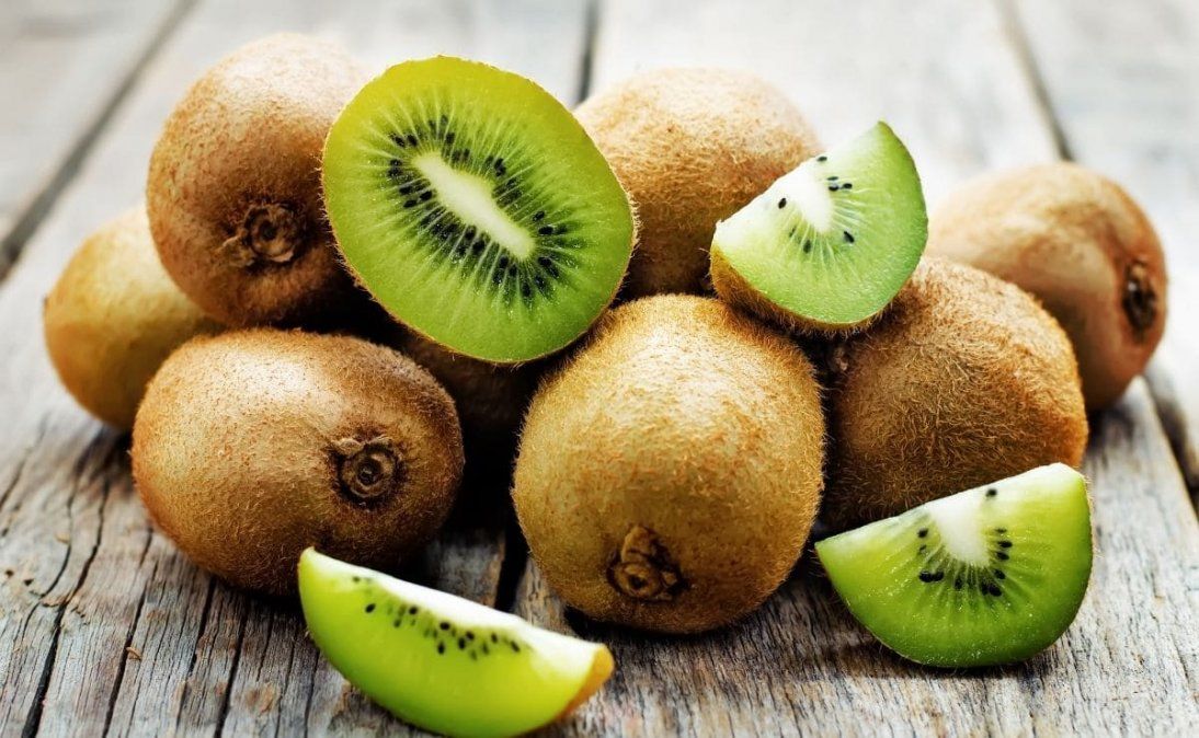 Las propiedades del kiwi permiten contribuir con la salud general del cuerpo