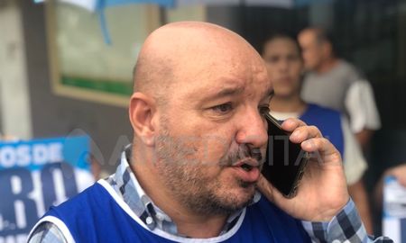 Amsafé reclamó que el Gobierno mejore la propuesta salarial. Amsafé reclamó que el Gobierno mejore la propuesta salarial.