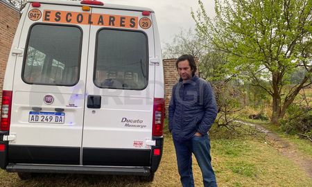 Gabriel Pérez, el transportista asaltado que recuperó su camioneta en el barrio Varadero Sarsotti. Gabriel Pérez, el transportista asaltado que recuperó su camioneta en el barrio Varadero Sarsotti.