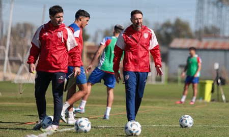 El Kily González recupera dos futbolistas de Unión para visitar a Instituto de Córdoba El Kily González recupera dos futbolistas de Unión para visitar a Instituto de Córdoba