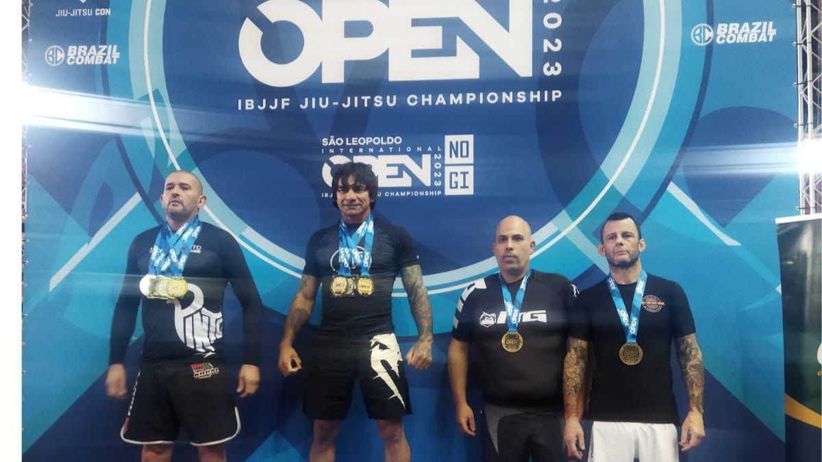 Venturino en el podio del campeonato de Jiu-Jitsu en Brasil en el año 2023. Venturino en el podio del campeonato de Jiu-Jitsu en Brasil en el año 2023.