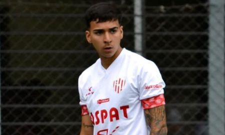 El hijo del Pocho Lavezzi debutó en la Reserva de Unión y está más cerca de jugar en la Liga Profesional El hijo del Pocho Lavezzi debutó en la Reserva de Unión y está más cerca de jugar en la Liga Profesional