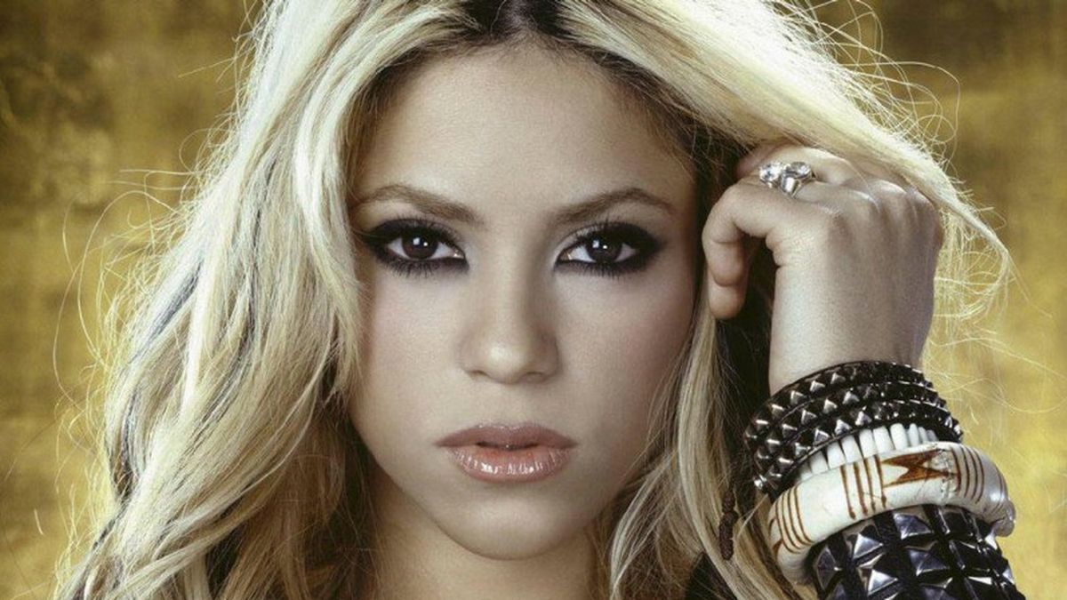 Shakira al desnudo en su último video