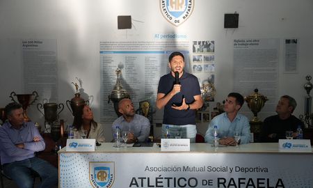 “Es una inversión que se va a retroalimentar y que le va a permitir a hoteleros, comerciantes y gastronómicos tener semanas de mucho trabajo”, anticipó el gobernador Pullaro, acompañado por el intendente Leonardo Viotti y funcionarios provinciales.