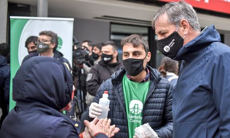 El intendente pidió a los santafesinos que este fin de semana se queden en casa El intendente pidió a los santafesinos que este fin de semana se queden en casa